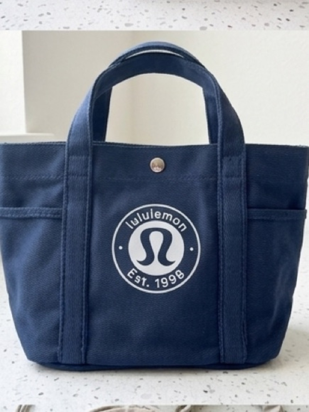 lululemon athletica Women’s canvas multi-pocket tote  Shoulder Bag — navy Blue
